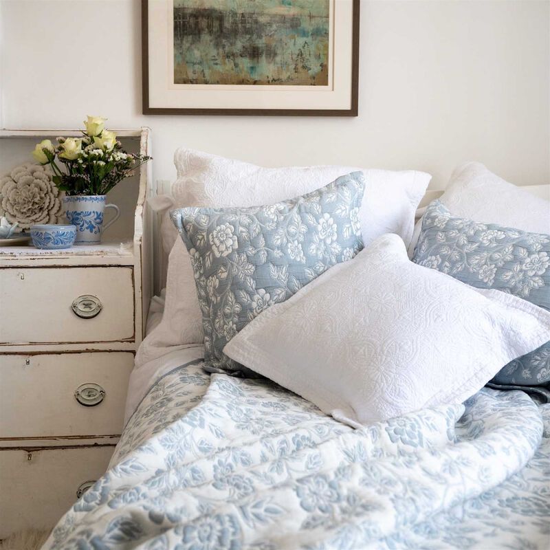 Forever England Eleanor Bedspread 250X260cm image number 1